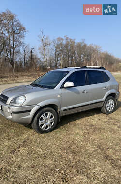 Позашляховик / Кросовер Hyundai Tucson 2005 в 