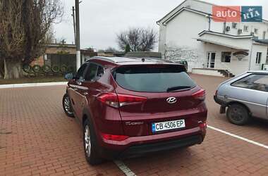 Позашляховик / Кросовер Hyundai Tucson 2016 в 