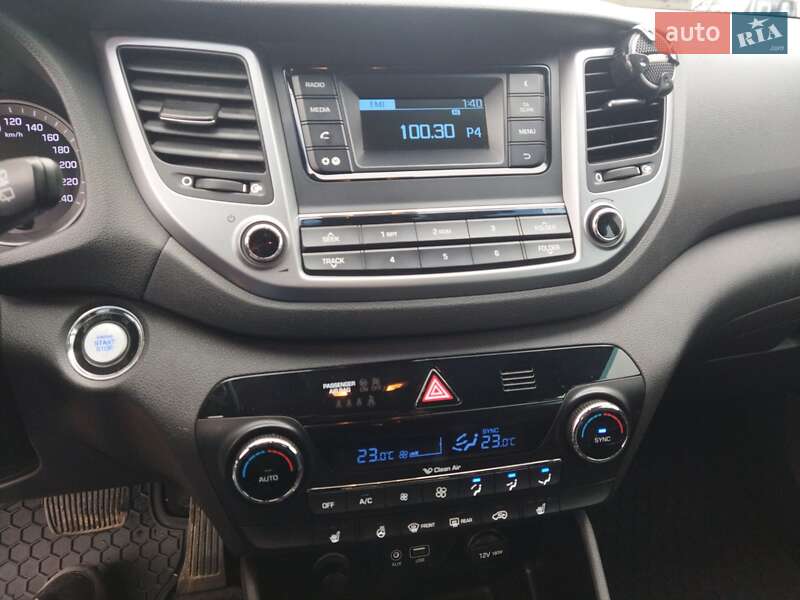 Внедорожник / Кроссовер Hyundai Tucson 2016 в Прилуках