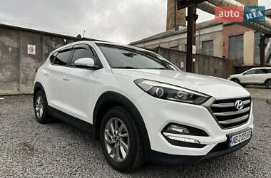 Внедорожник / Кроссовер Hyundai Tucson 2017 в 
