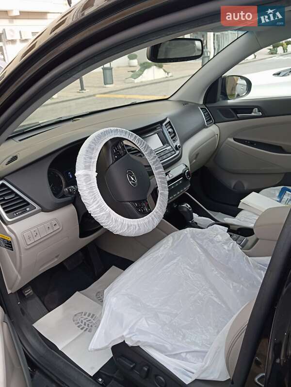Внедорожник / Кроссовер Hyundai Tucson 2016 в Одессе