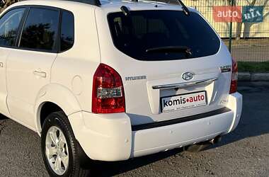 Позашляховик / Кросовер Hyundai Tucson 2008 в 