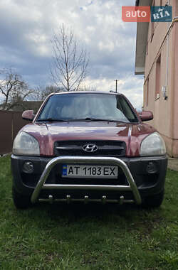 Внедорожник / Кроссовер Hyundai Tucson 2006 в 