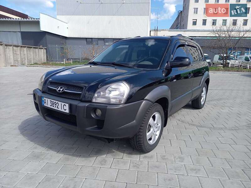 Внедорожник / Кроссовер Hyundai Tucson 2008 в 