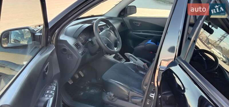 Позашляховик / Кросовер Hyundai Tucson 2009 в Городенці