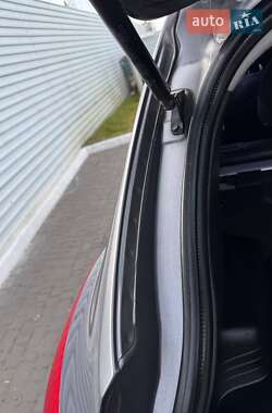 Позашляховик / Кросовер Hyundai Tucson 2011 в 