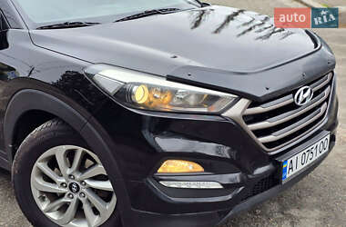 Внедорожник / Кроссовер Hyundai Tucson 2016 в 