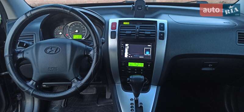 Позашляховик / Кросовер Hyundai Tucson 2008 в Києві
