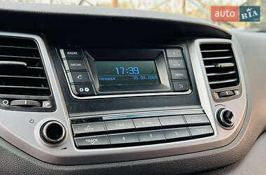 Позашляховик / Кросовер Hyundai Tucson 2016 в 