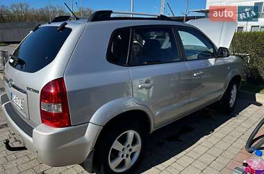 Позашляховик / Кросовер Hyundai Tucson 2006 в 
