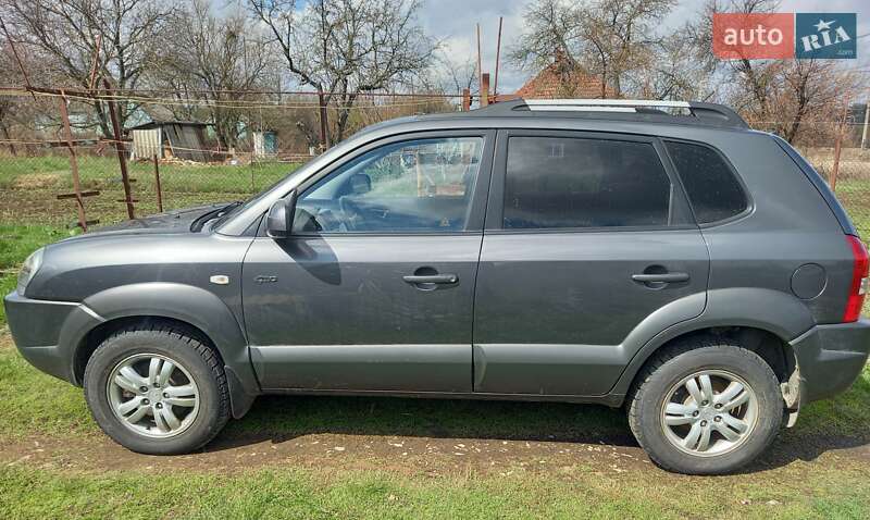 Позашляховик / Кросовер Hyundai Tucson 2008 в Полтаві