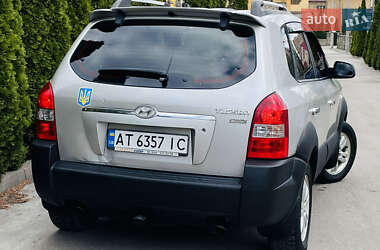 Позашляховик / Кросовер Hyundai Tucson 2006 в 
