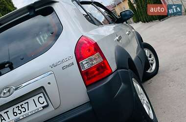 Позашляховик / Кросовер Hyundai Tucson 2006 в 