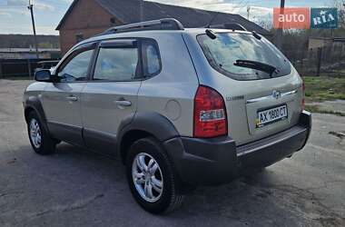 Позашляховик / Кросовер Hyundai Tucson 2008 в 