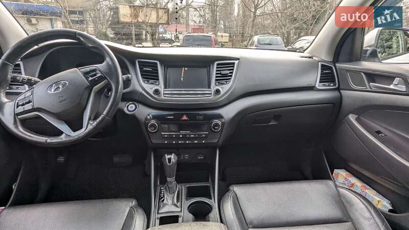 Внедорожник / Кроссовер Hyundai Tucson 2015 в Одессе