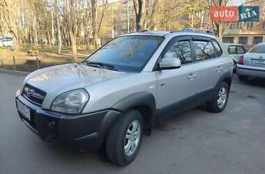 Позашляховик / Кросовер Hyundai Tucson 2008 в 