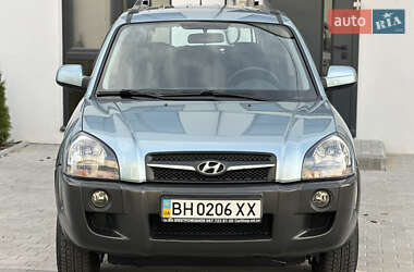 Внедорожник / Кроссовер Hyundai Tucson 2009 в 