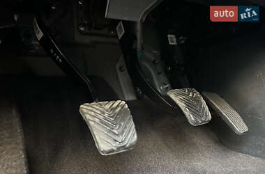 Внедорожник / Кроссовер Hyundai Tucson 2009 в 