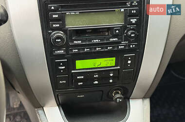 Внедорожник / Кроссовер Hyundai Tucson 2006 в 