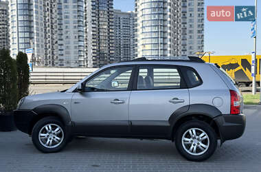 Внедорожник / Кроссовер Hyundai Tucson 2007 в 