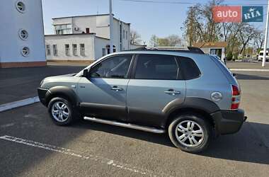 Внедорожник / Кроссовер Hyundai Tucson 2007 в 