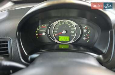 Внедорожник / Кроссовер Hyundai Tucson 2006 в 