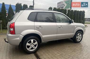 Внедорожник / Кроссовер Hyundai Tucson 2006 в 