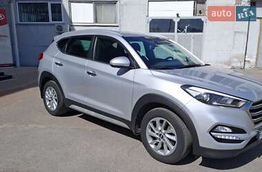 Внедорожник / Кроссовер Hyundai Tucson 2017 в 