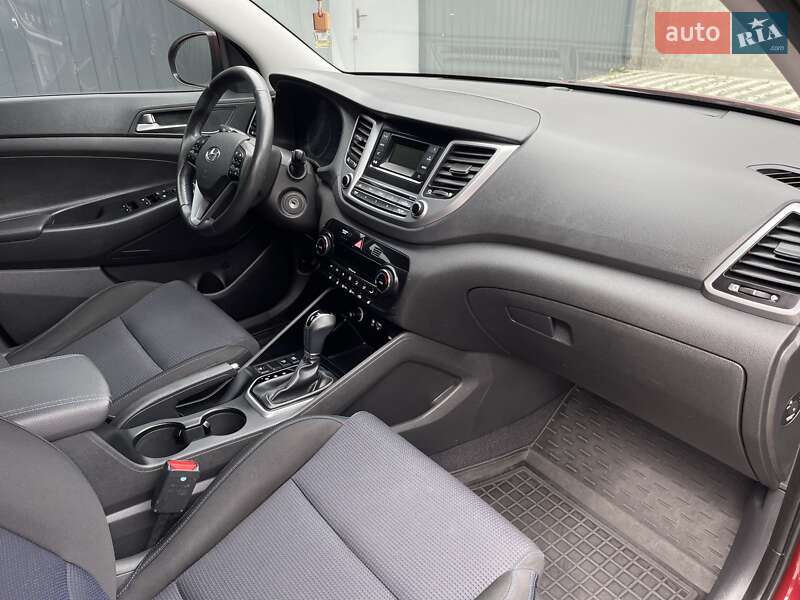 Позашляховик / Кросовер Hyundai Tucson 2016 в Миколаєві
