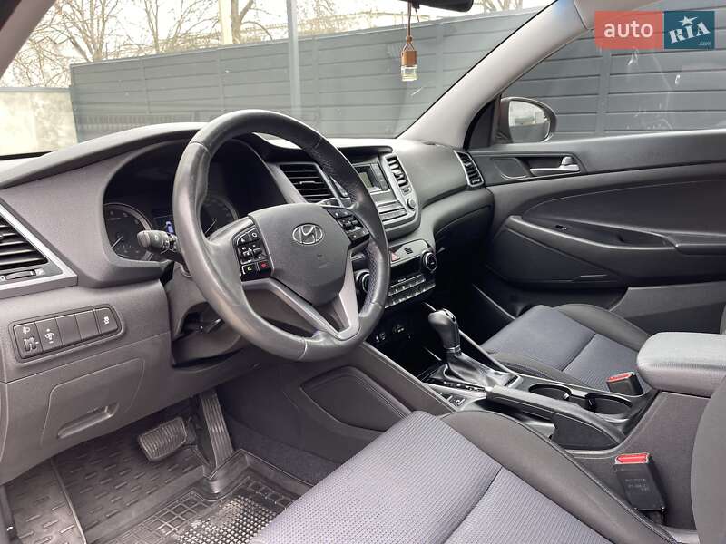 Позашляховик / Кросовер Hyundai Tucson 2016 в Миколаєві