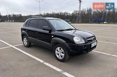 Внедорожник / Кроссовер Hyundai Tucson 2009 в 