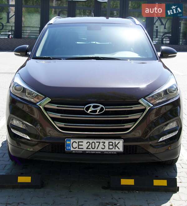 Внедорожник / Кроссовер Hyundai Tucson 2017 в Черновцах