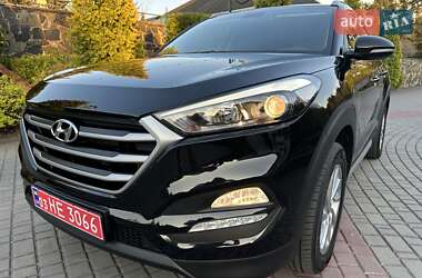 Позашляховик / Кросовер Hyundai Tucson 2016 в 