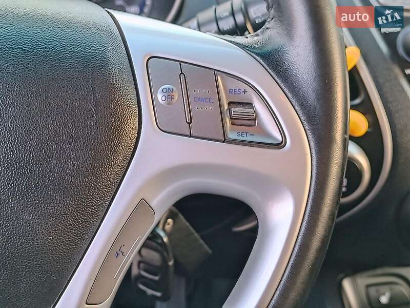 Внедорожник / Кроссовер Hyundai Tucson 2010 в Харькове