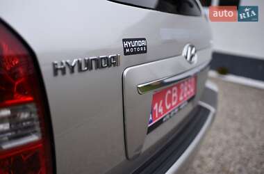 Внедорожник / Кроссовер Hyundai Tucson 2009 в 
