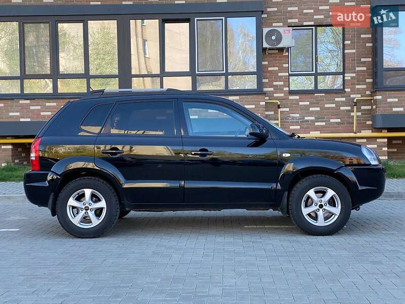 Позашляховик / Кросовер Hyundai Tucson 2007 в Житомирі фото 10 Позашляховик / Кросовер Hyundai Tucson 2007 в Житомирі