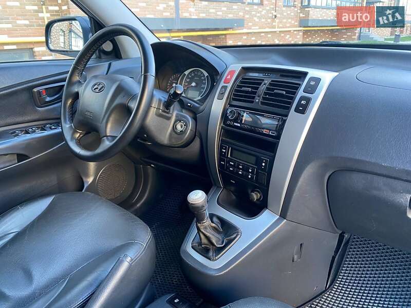 Позашляховик / Кросовер Hyundai Tucson 2007 в Житомирі фото 14 Позашляховик / Кросовер Hyundai Tucson 2007 в Житомирі