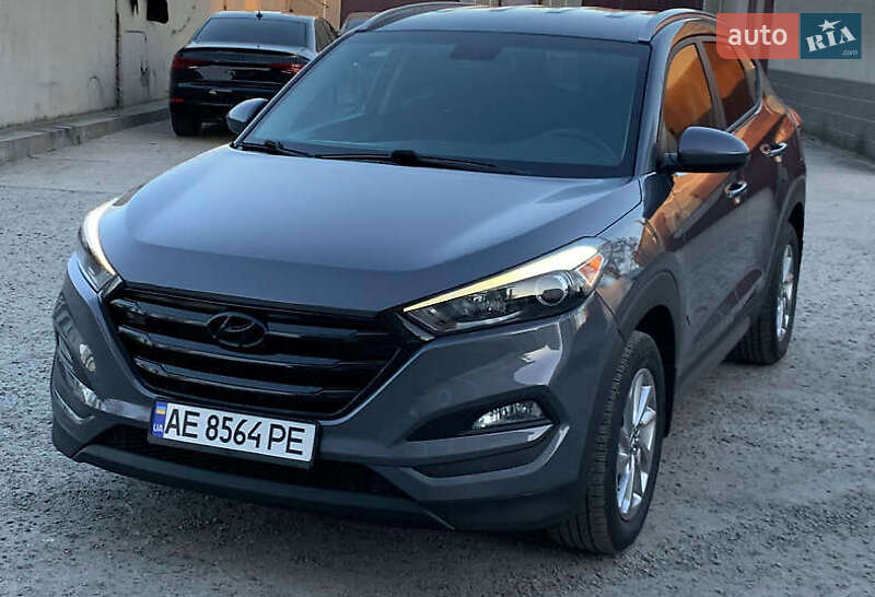 Позашляховик / Кросовер Hyundai Tucson 2016 в Дніпрі