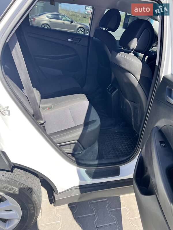 Внедорожник / Кроссовер Hyundai Tucson 2017 в Виннице фото 49 Внедорожник / Кроссовер Hyundai Tucson 2017 в Виннице