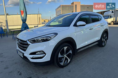 Внедорожник / Кроссовер Hyundai Tucson 2017 в 