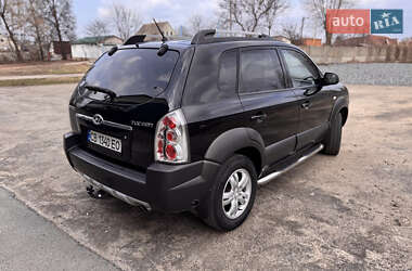 Позашляховик / Кросовер Hyundai Tucson 2006 в 