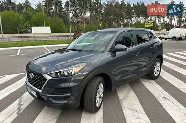 Внедорожник / Кроссовер Hyundai Tucson 2021 в 