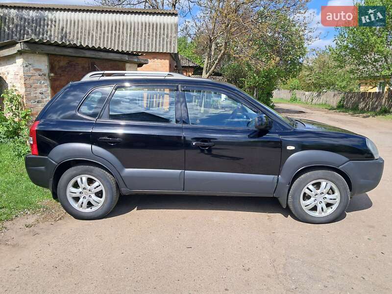 Внедорожник / Кроссовер Hyundai Tucson 2008 в Прилуках