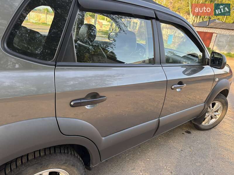 Позашляховик / Кросовер Hyundai Tucson 2012 в Переяславі