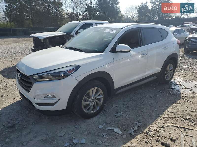 Внедорожник / Кроссовер Hyundai Tucson 2017 в 