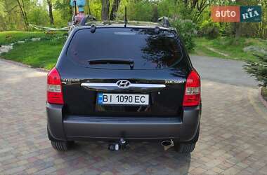 Внедорожник / Кроссовер Hyundai Tucson 2005 в 