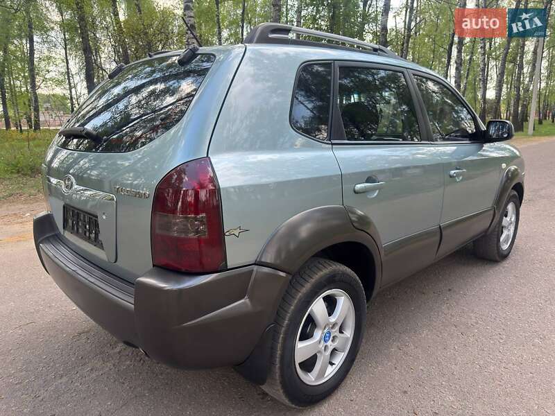 Позашляховик / Кросовер Hyundai Tucson 2009 в Охтирці