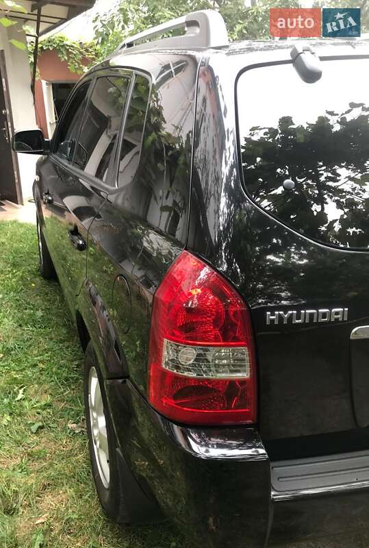 Позашляховик / Кросовер Hyundai Tucson 2007 в Чернівцях