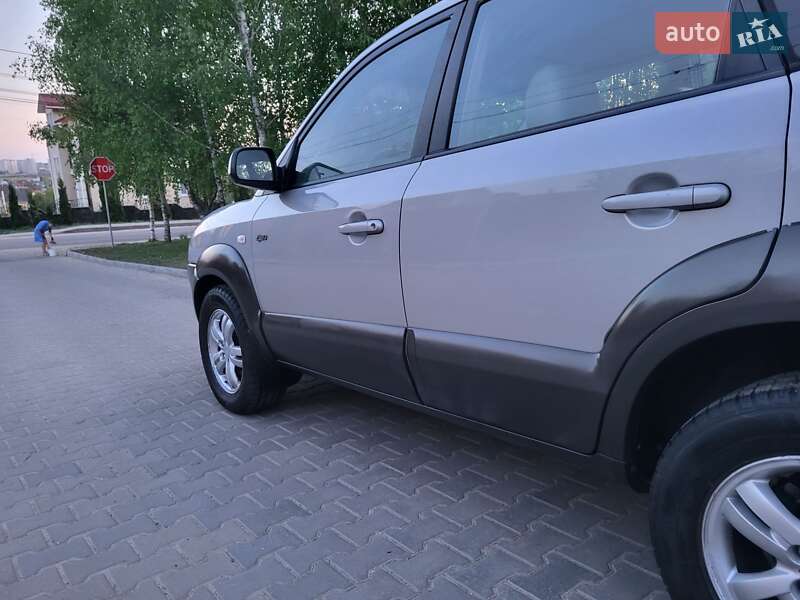 Внедорожник / Кроссовер Hyundai Tucson 2006 в Хмельницком