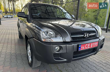Внедорожник / Кроссовер Hyundai Tucson 2008 в 